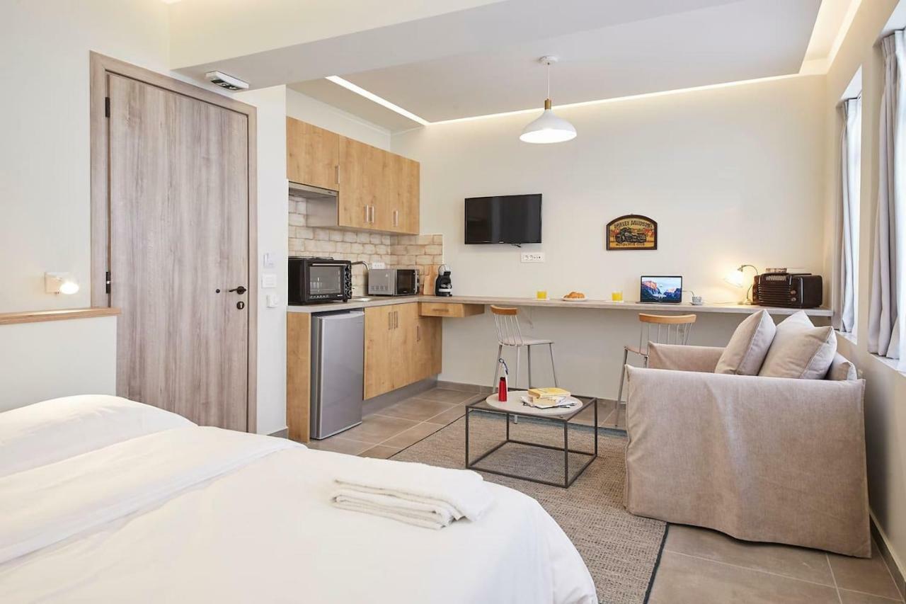 Stay In A Hip Decorated Studio Near Acropolis! Афіни Екстер'єр фото